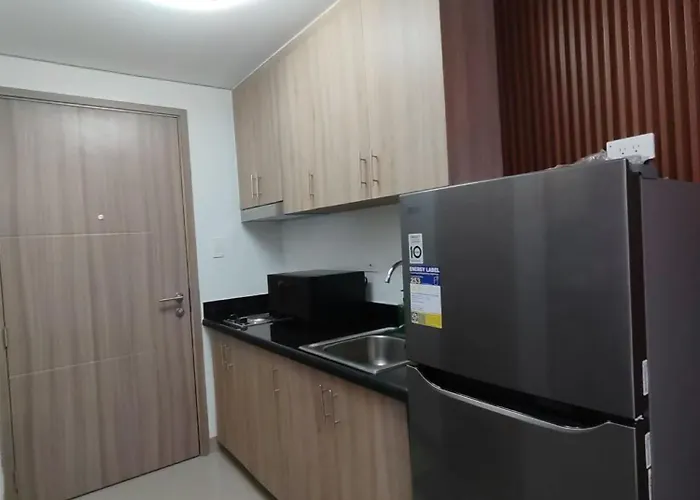 Ev Grand Luxury Family Staycation Moa * Manila